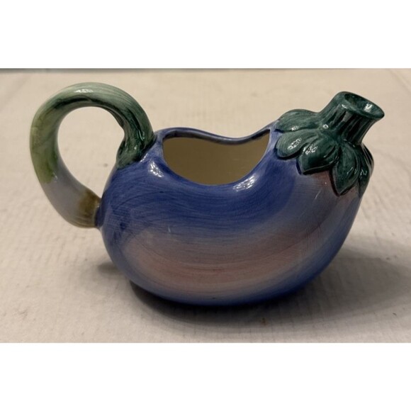 FITZ AND FLOYD MAJOLICA EGGPLANT CREAMER, SMALL PITCHER SAUCE 1987 Vintage - Picture 2 of 5